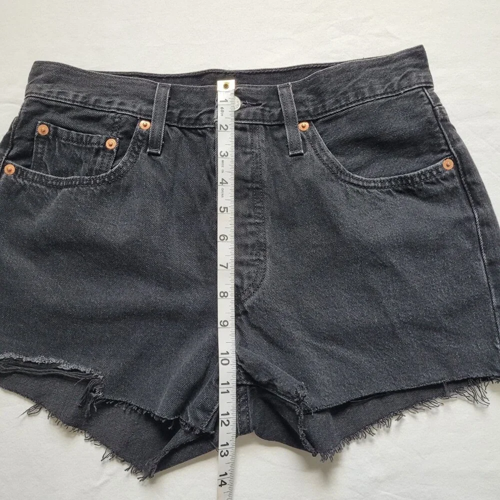 Levi's 501 Original Cutoff Shorts Black High Rise Size 28 Button Fly Festival - Picture 7 of 12